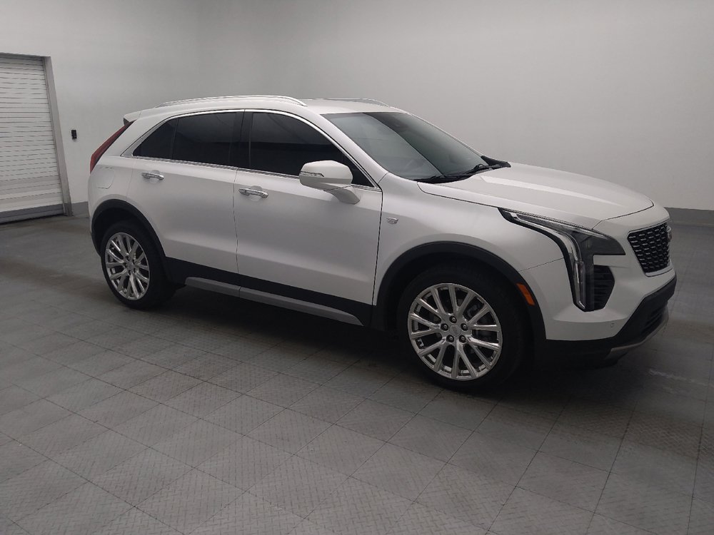 Used 2021 Cadillac XT4 Premium Luxury w/ Cold Weather Package FWD image 11