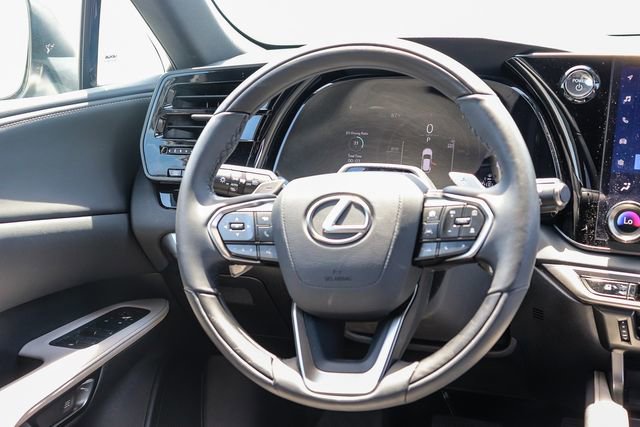 Used 2025 Lexus RX 350h w/ Convenience Package AWD/4WD image 17