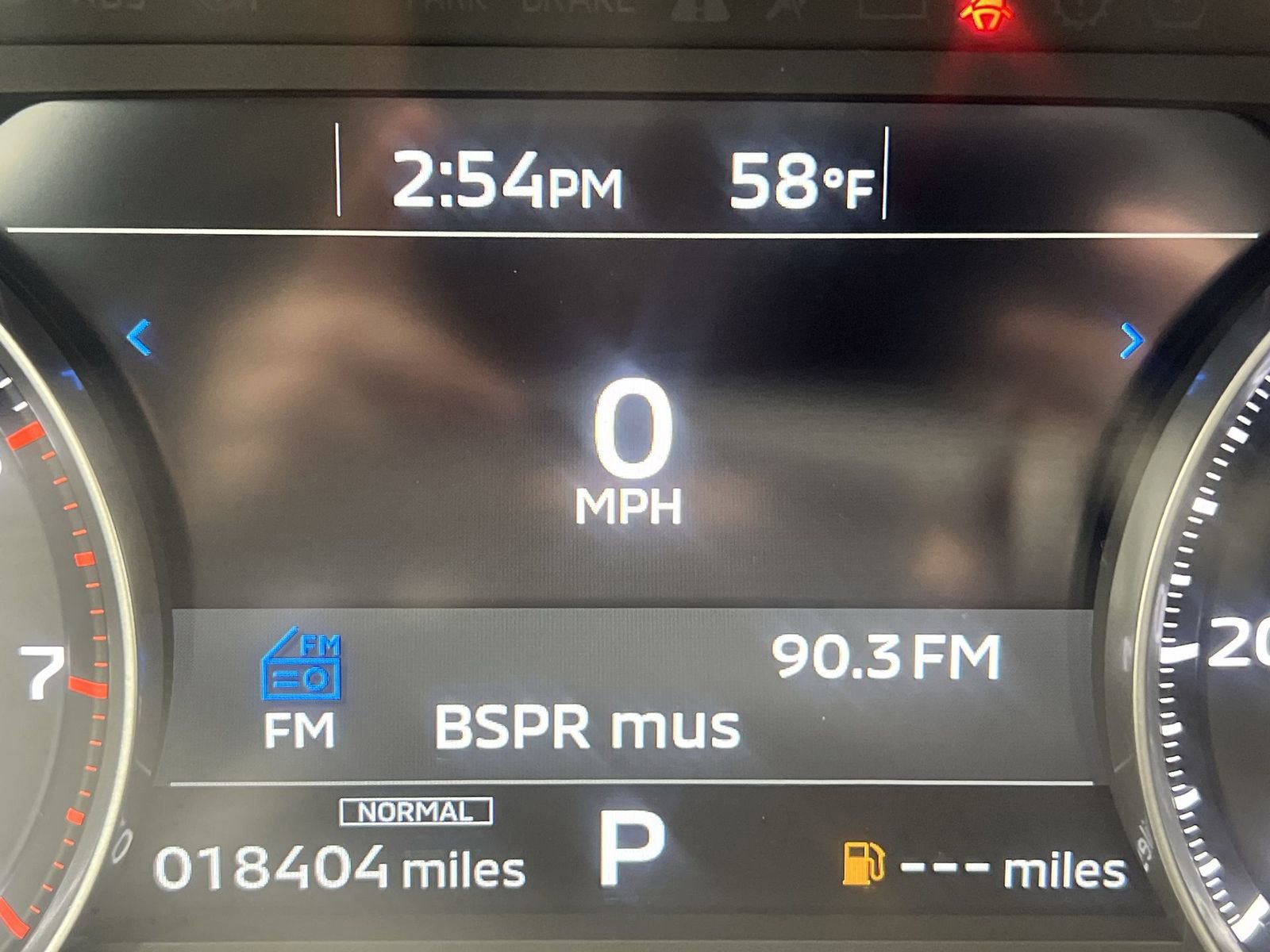 Used 2024 Mitsubishi Outlander ES image 15