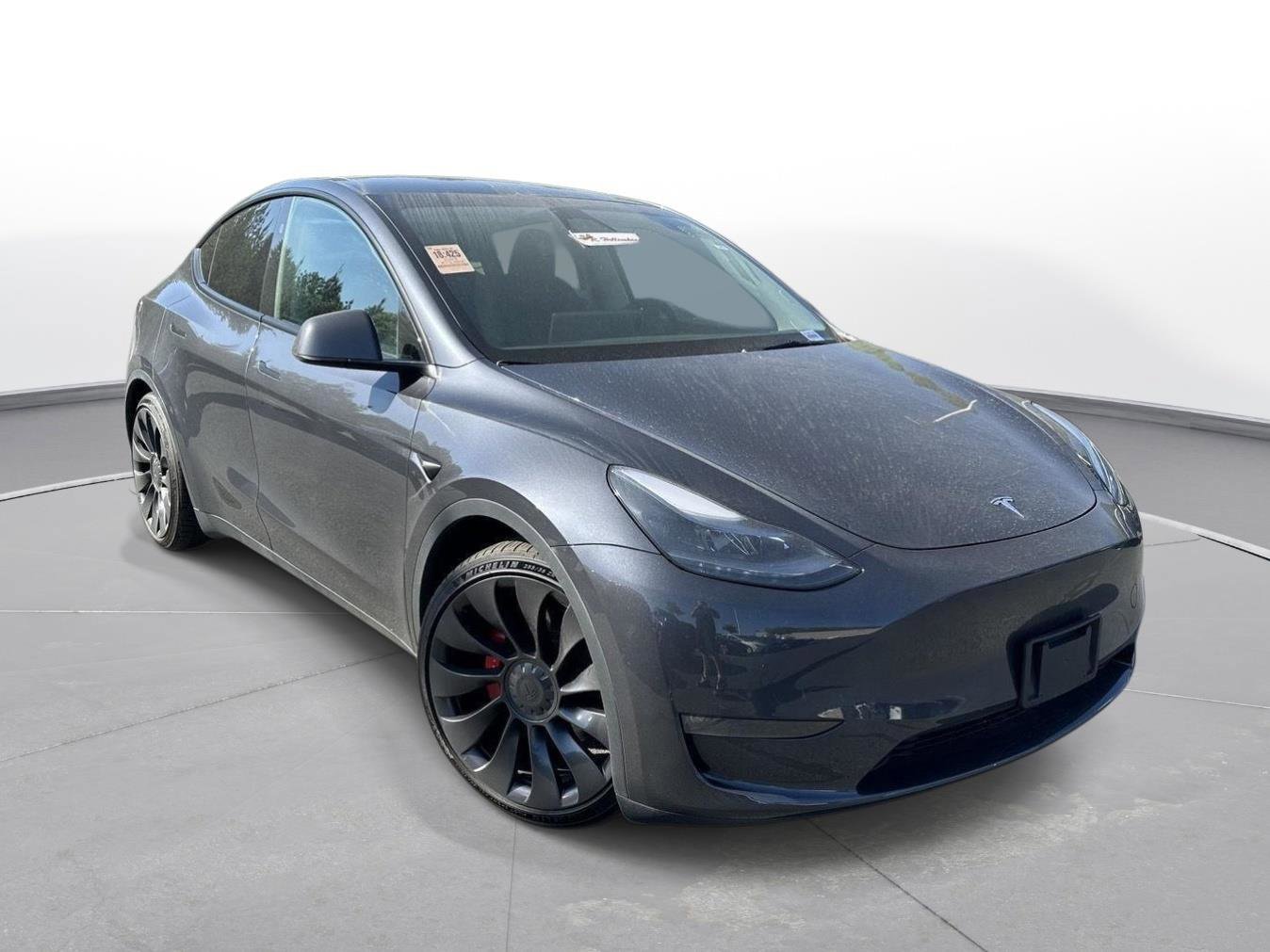 Used 2024 Tesla Model Y Performance image 4