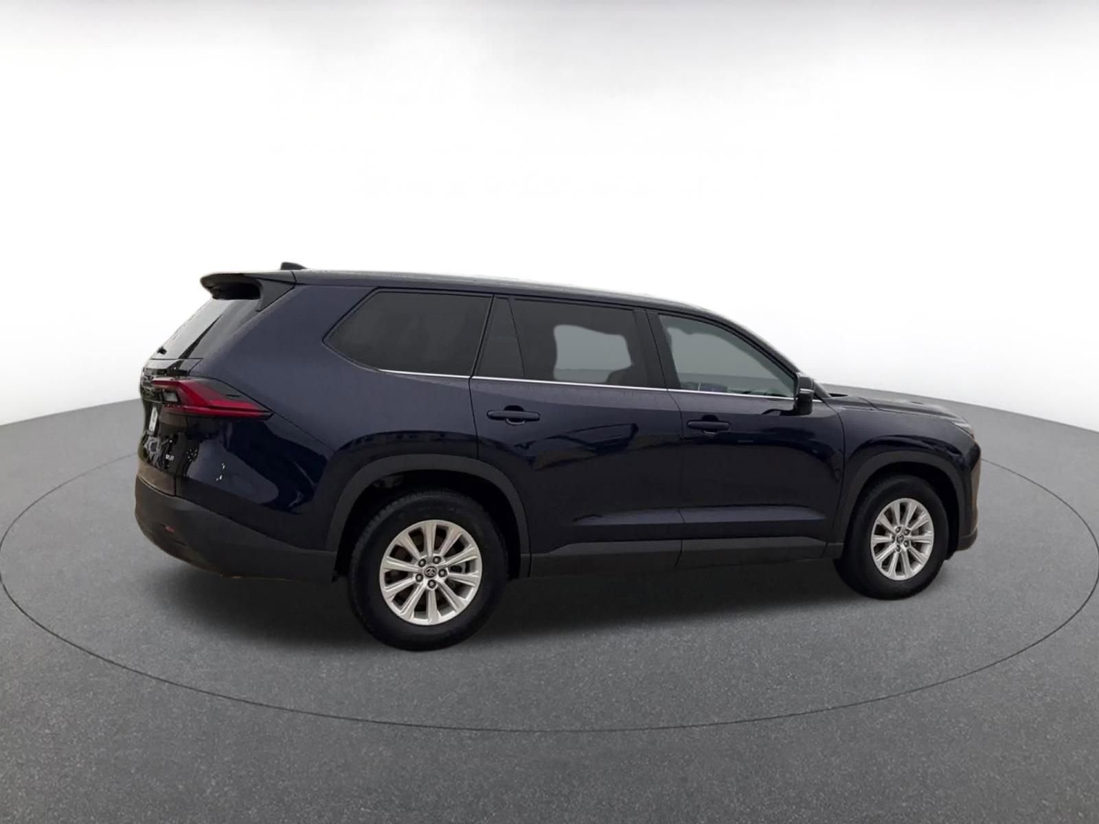 Used 2025 Toyota Grand Highlander FWD image 15