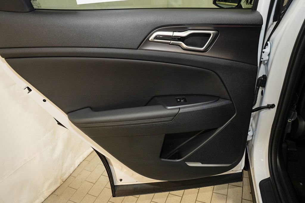 New 2026 Kia Sportage EX FWD image 12