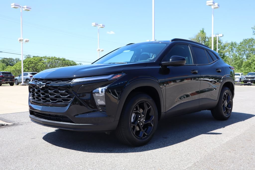 New 2026 Chevrolet Trax LT w/ Driver Confidence Package FWD image 7