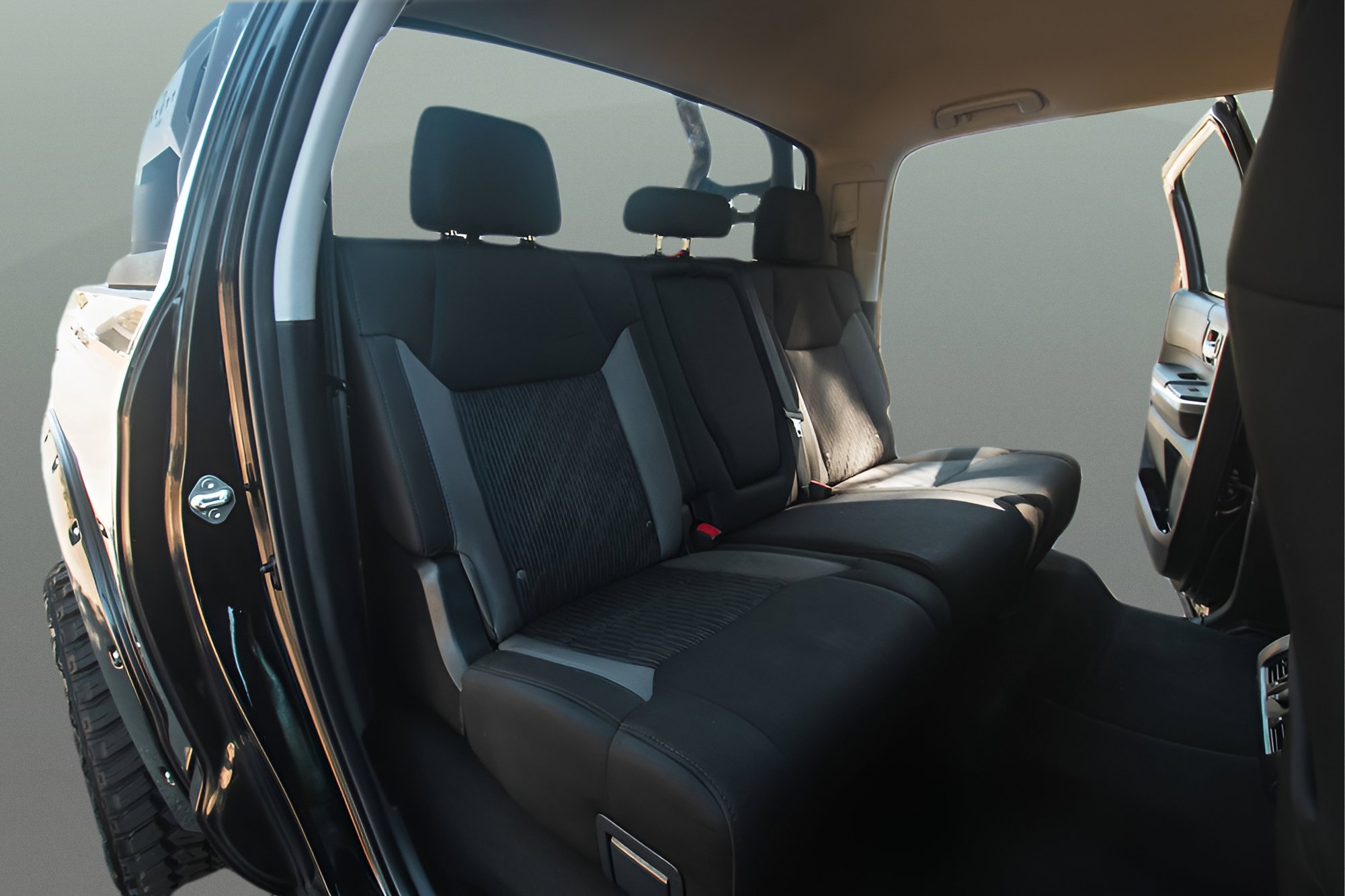 Used 2014 Toyota Tundra SR5 AWD/4WD image 18