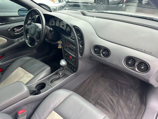 Used 2005 Pontiac Bonneville GXP image 26