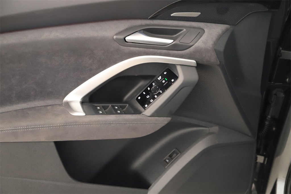 New 2025 Audi SQ5 Premium Plus image 22