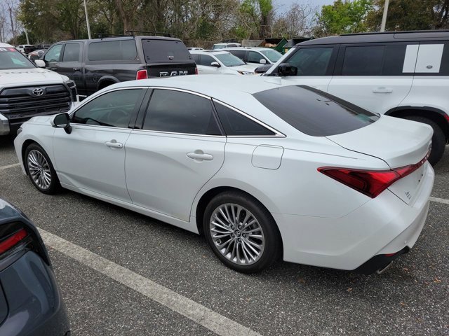 Used 2019 Toyota Avalon Limited w/ Advanced Safety Package image 7