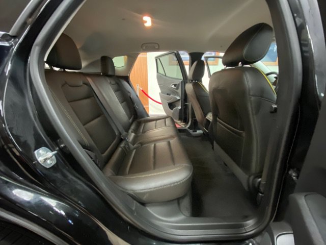 Used 2025 Chevrolet Trax ACTIV w/ Driver Confidence Package FWD image 14