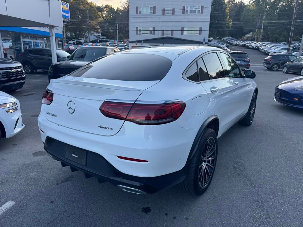 Used 2021 Mercedes-Benz GLC 300 4MATIC Coupe image 5