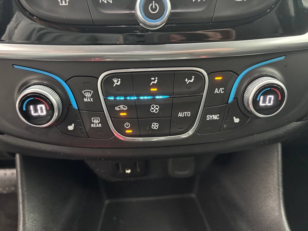 Used 2019 Chevrolet Traverse LT FWD image 6