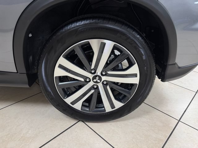 Used 2025 Mitsubishi Outlander Sport ES AWD/4WD image 19