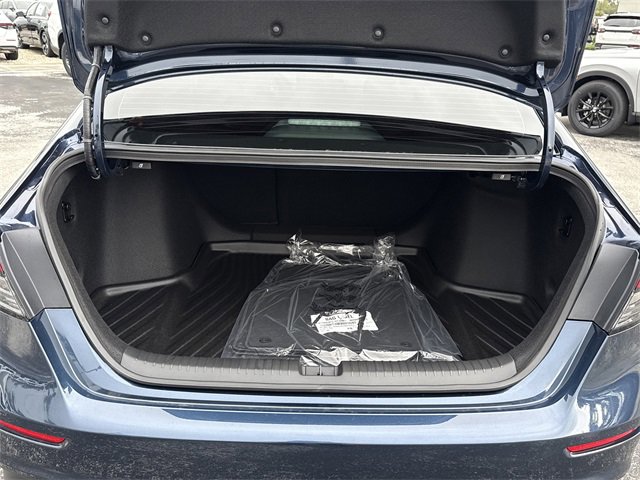 New 2025 Honda Accord SE image 13