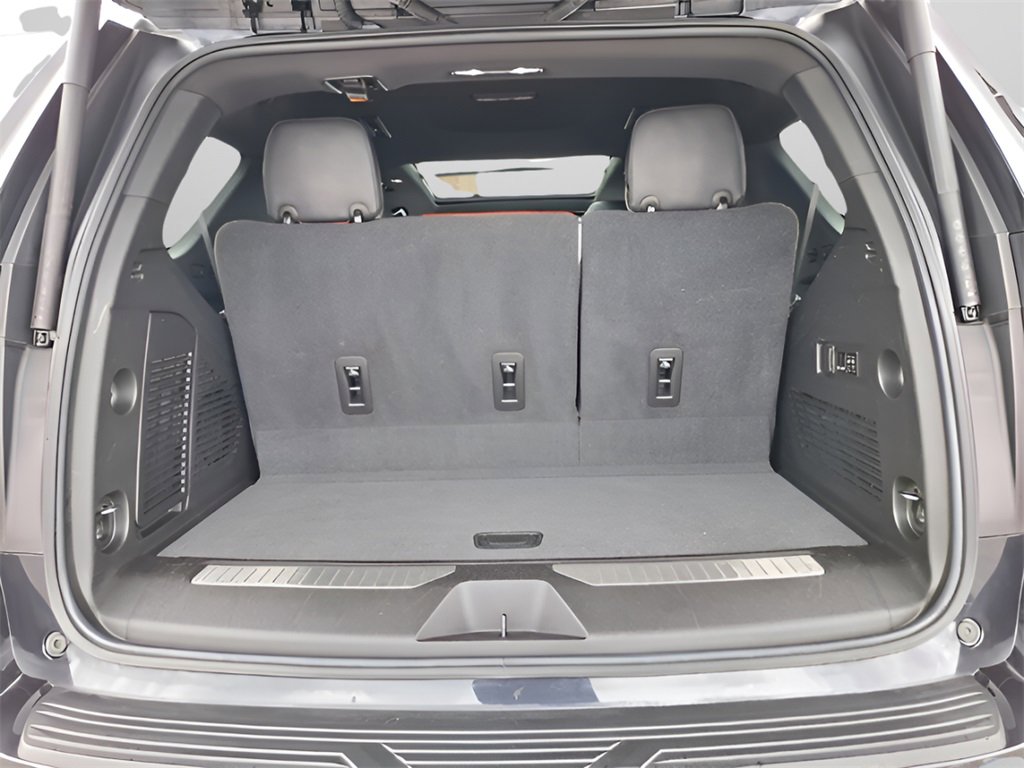 Used 2023 GMC Yukon Denali Ultimate image 31