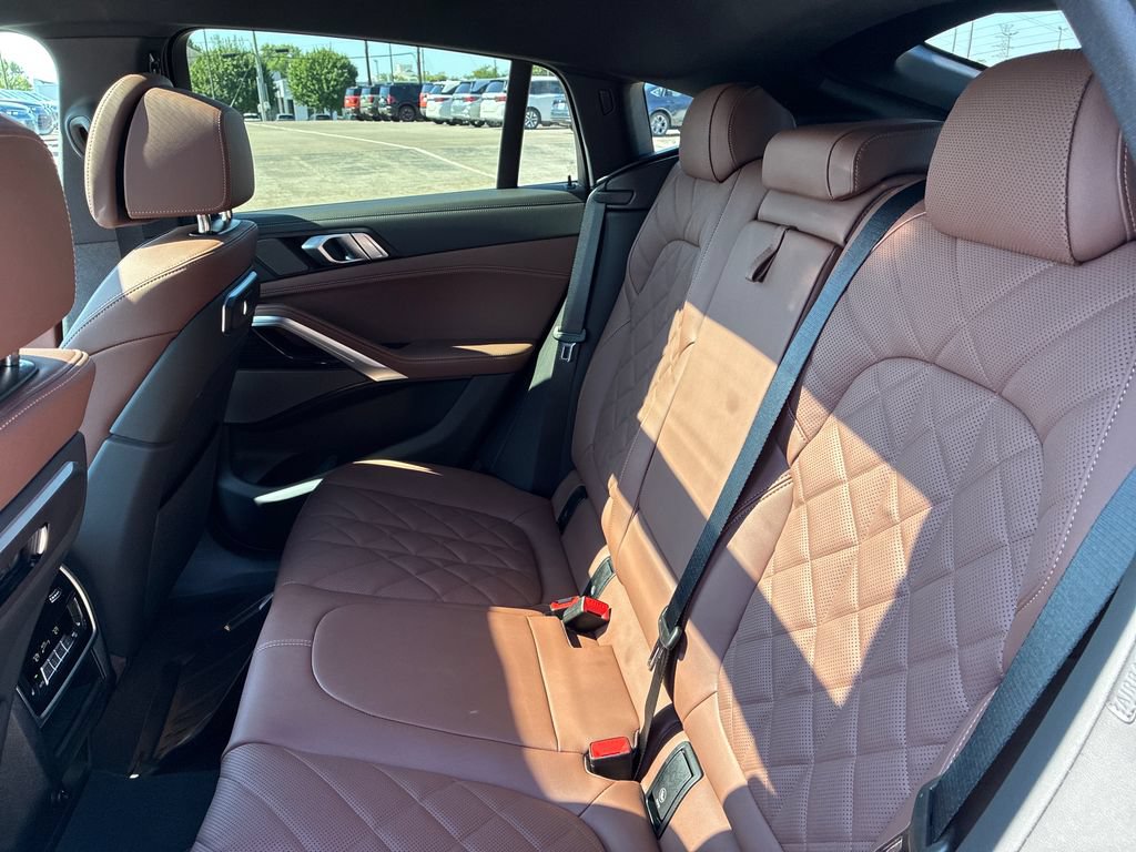New 2027 BMW X6 xDrive40i AWD/4WD image 19