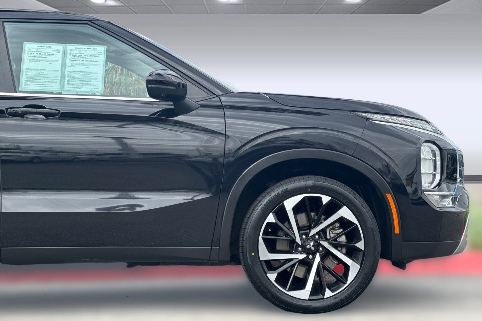 Used 2024 Mitsubishi Outlander SE AWD/4WD image 36
