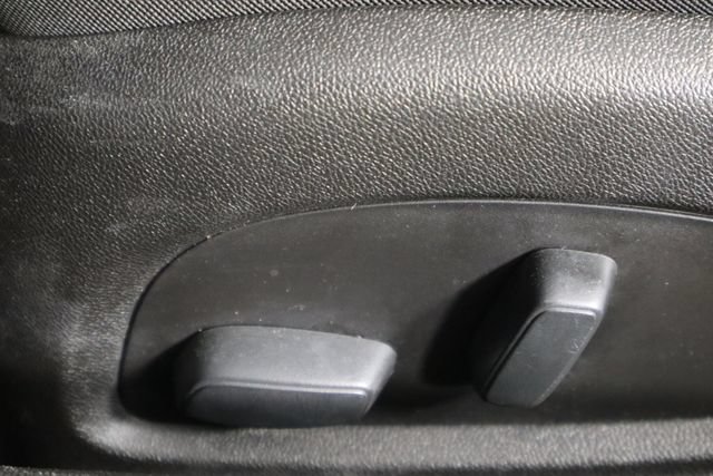 Used 2019 Chevrolet Camaro LT RWD image 28