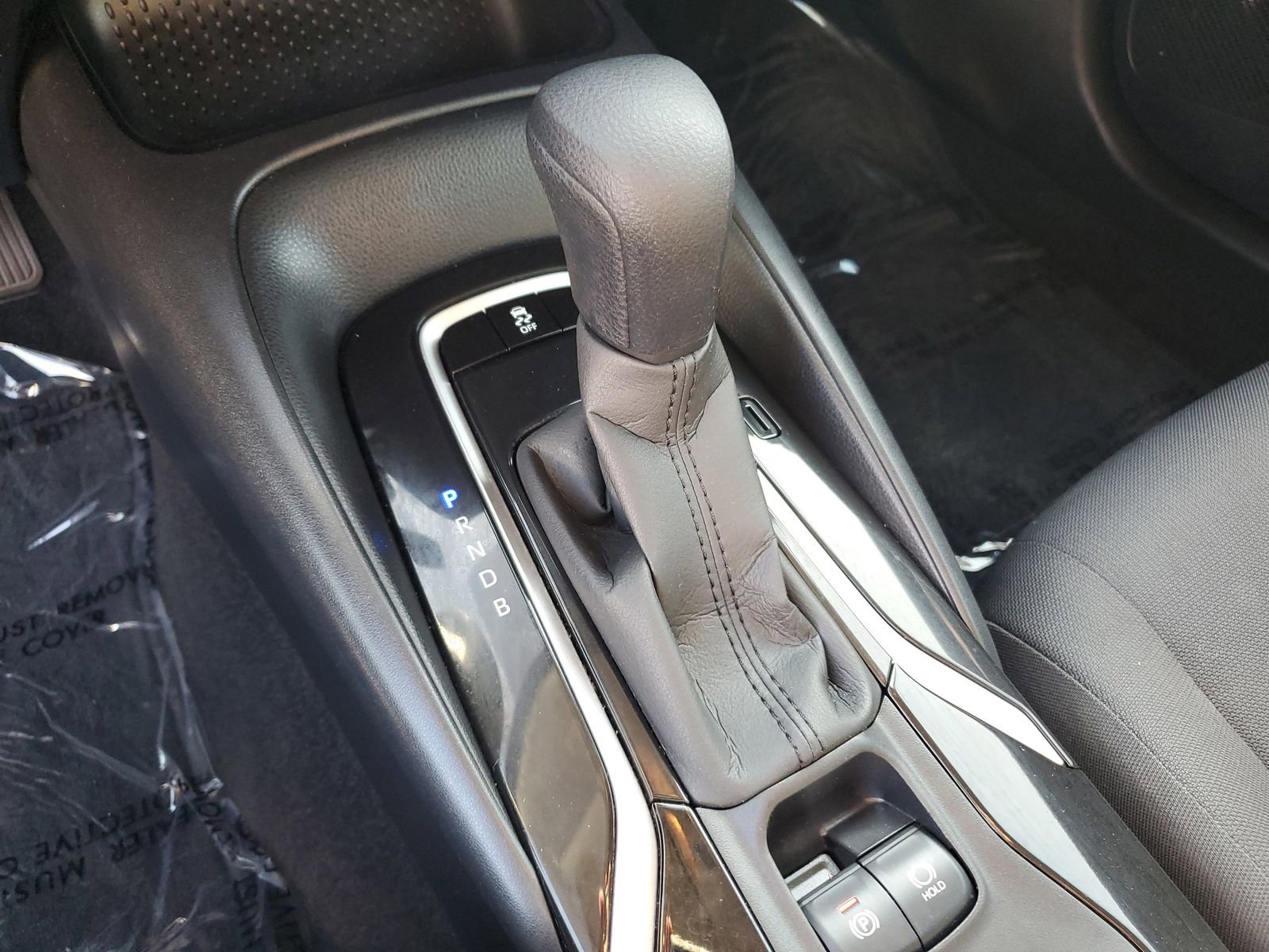 Used 2021 Toyota Corolla LE w/ Carpet Mat Package (TMS) image 25