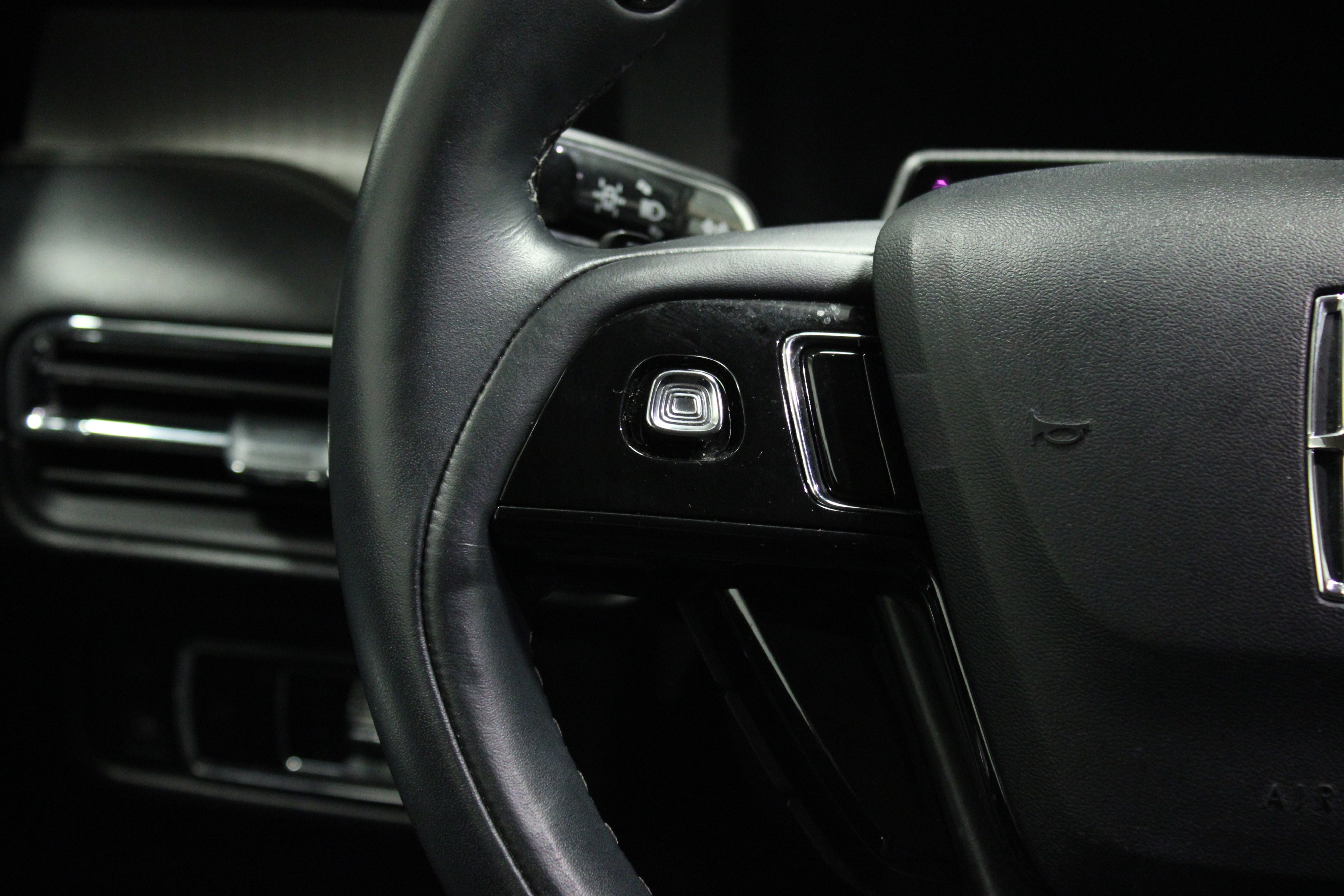 Used 2023 Lincoln Corsair Grand Touring image 24