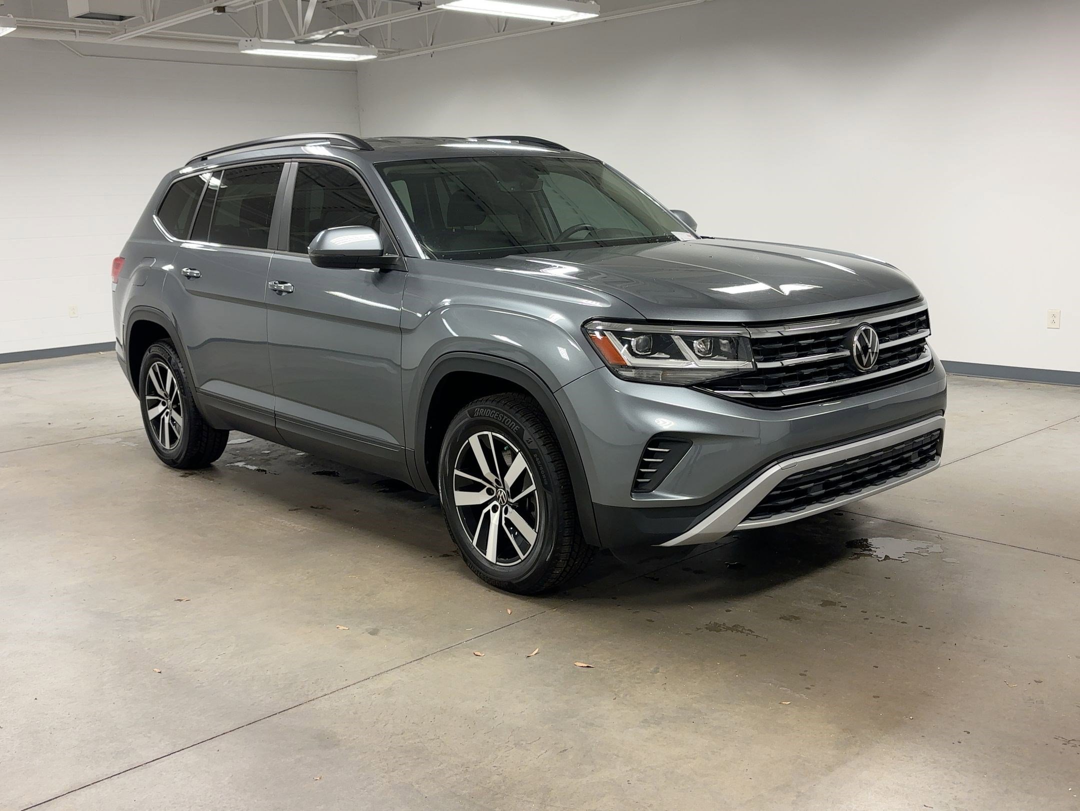 Used 2021 Volkswagen Atlas SE image 5