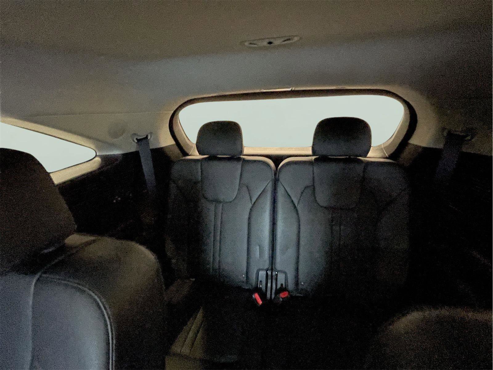 Used 2023 Kia Sorento SX Prestige image 18