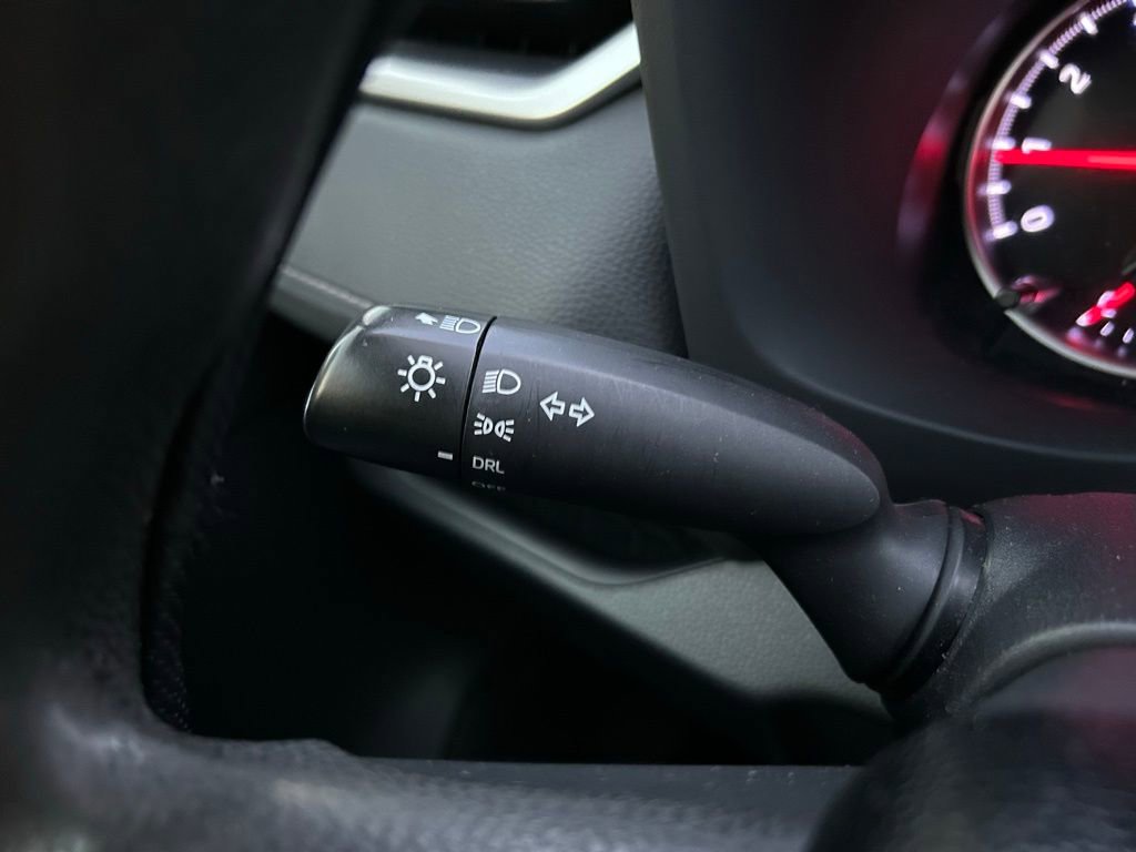 Used 2020 Toyota RAV4 LE image 21