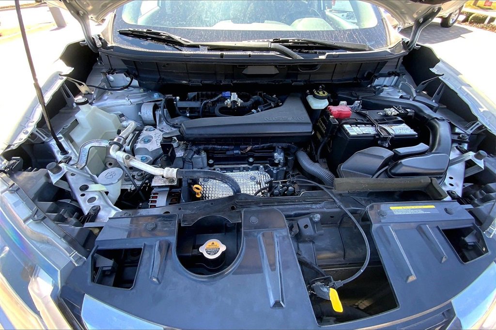 Used 2019 Nissan Rogue SV w/ Premium Package image 29