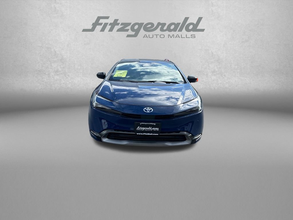 New 2026 Toyota Prius XLE FWD image 2