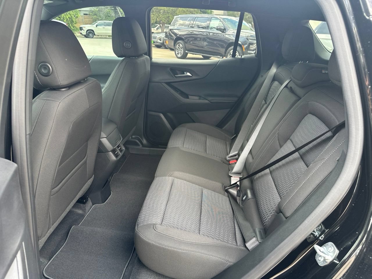 New 2027 Chevrolet Equinox LT FWD image 13