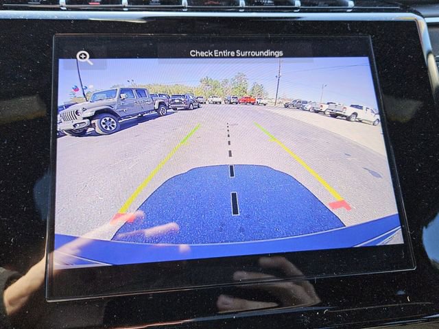 Used 2025 Jeep Grand Cherokee Laredo X image 19