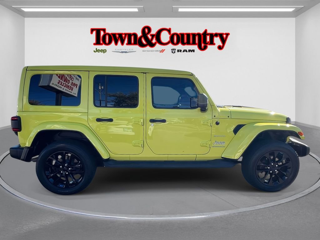 Used 2023 Jeep Wrangler Unlimited Sahara w/ Cold Weather Group image 4
