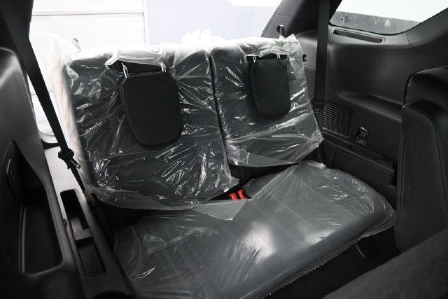 New 2027 Ford Explorer ST-Line w/ Premium Package AWD/4WD image 9
