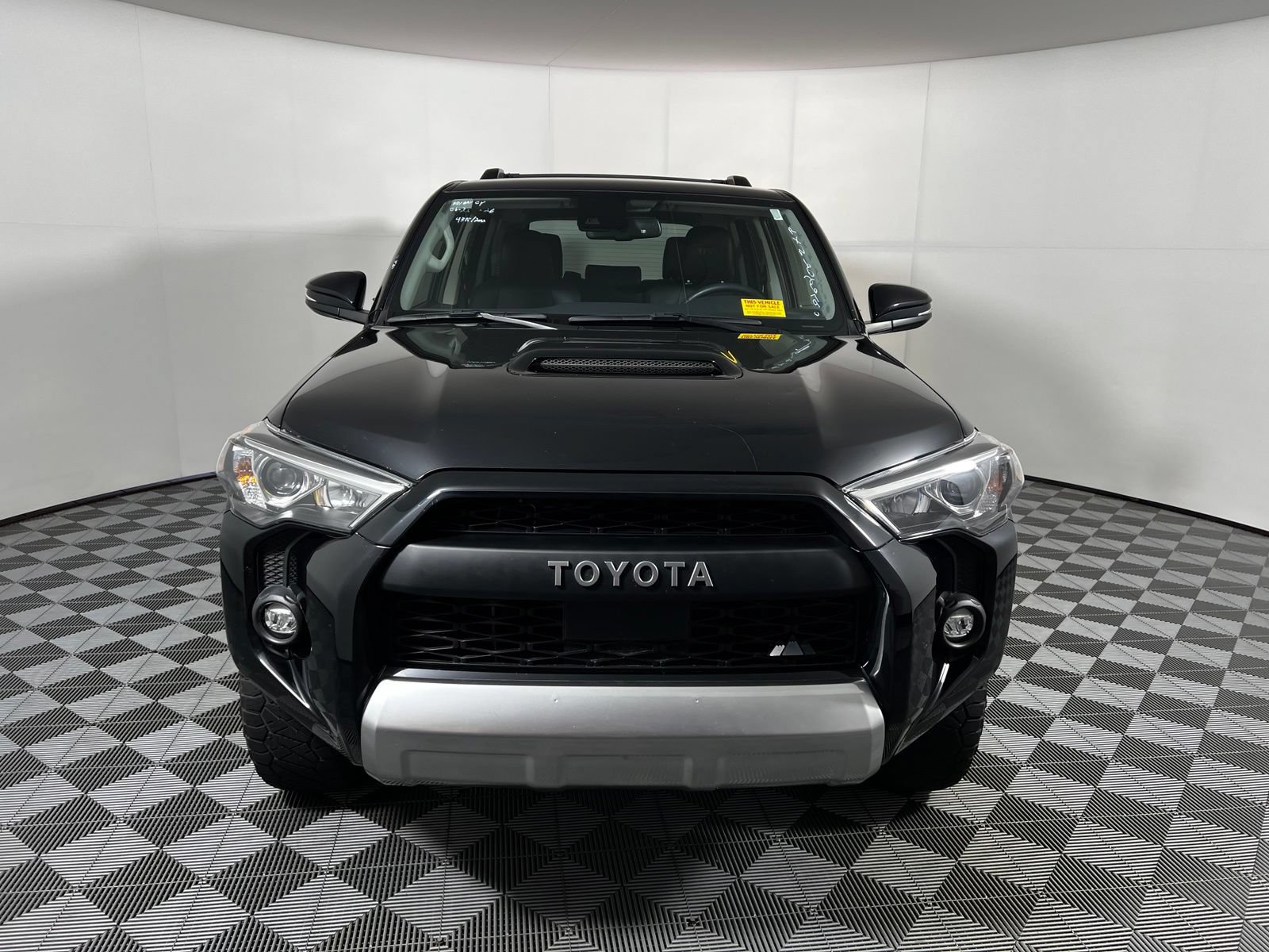 Certified 2022 Toyota 4Runner TRD Off-Road Premium w/ Moonroof Package AWD/4WD image 2