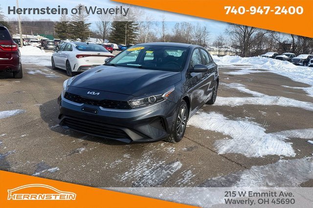 Used 2024 Kia Forte LXS image 3