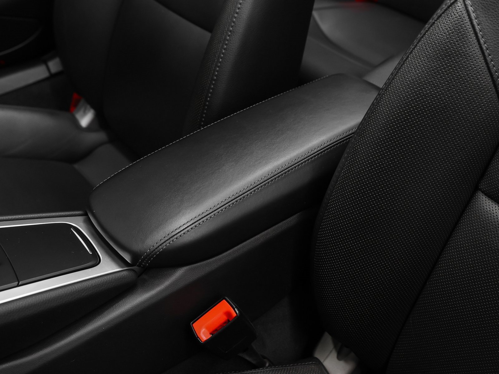 Certified 2017 Porsche 911 Carrera 4S image 40