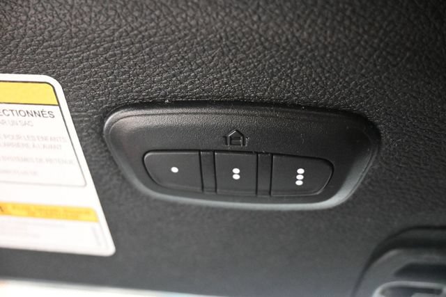 Used 2023 Jeep Wrangler Unlimited Rubicon AWD/4WD image 30