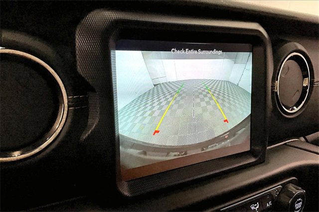 Used 2021 Jeep Wrangler Unlimited Sahara image 28