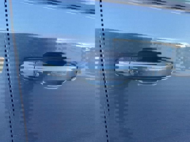 Used 2024 Chevrolet Silverado 1500 LT image 16