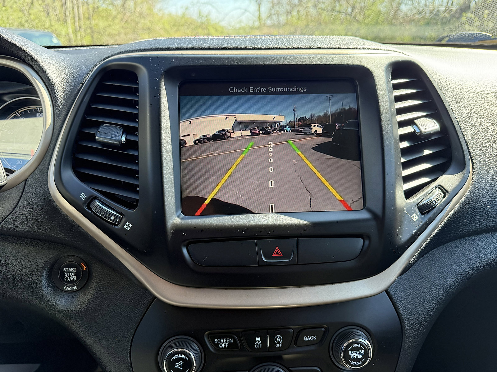 Certified 2016 Jeep Cherokee 75th Anniversary image 24
