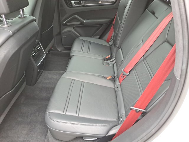 Certified 2021 Porsche Cayenne GTS image 20