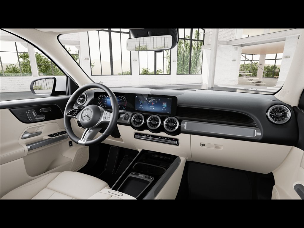 Certified 2026 Mercedes-Benz GLB 250 4MATIC image 41