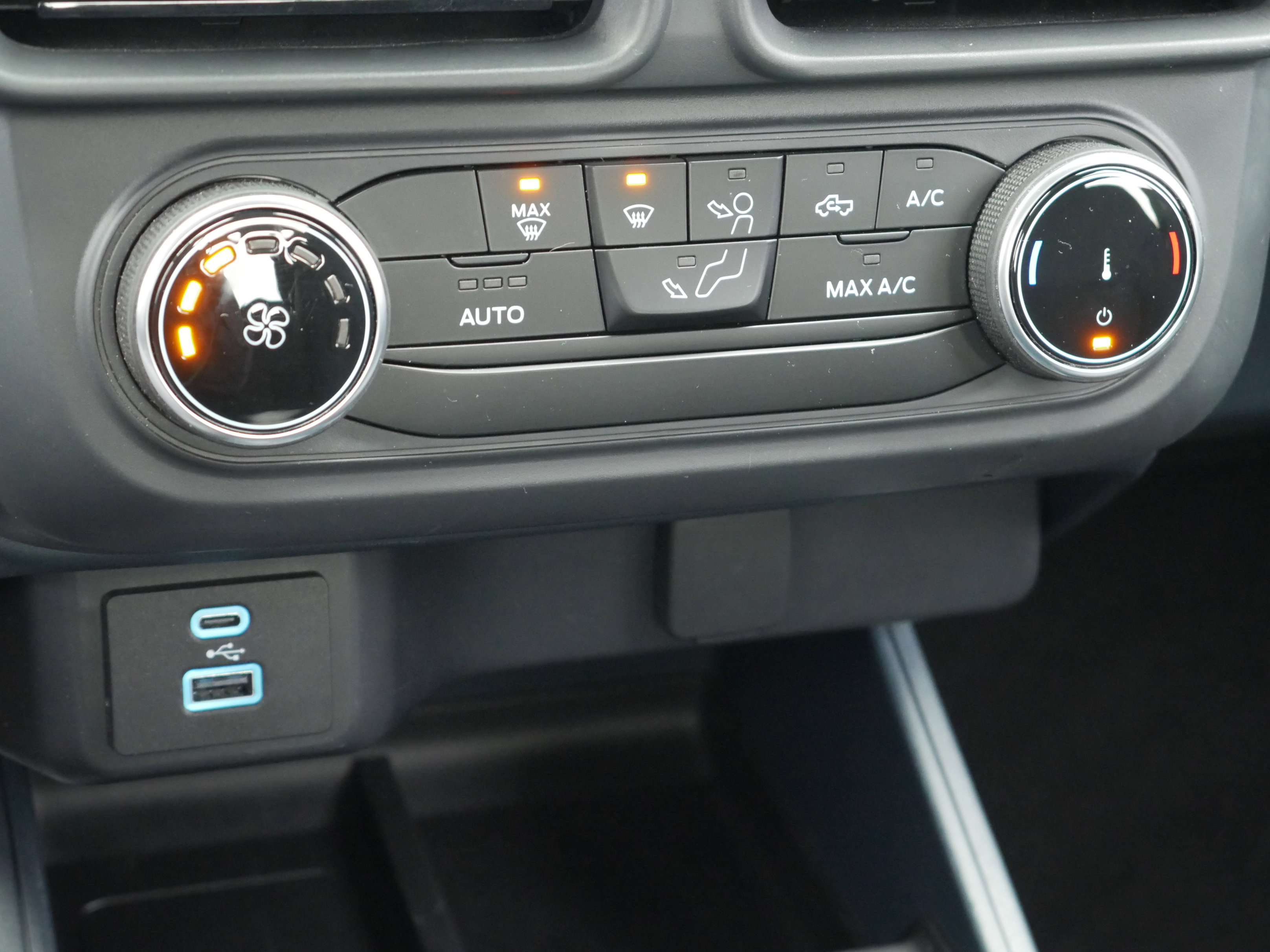 Certified 2023 Ford Maverick XL w/ Equipment Group 100A Standard image 12