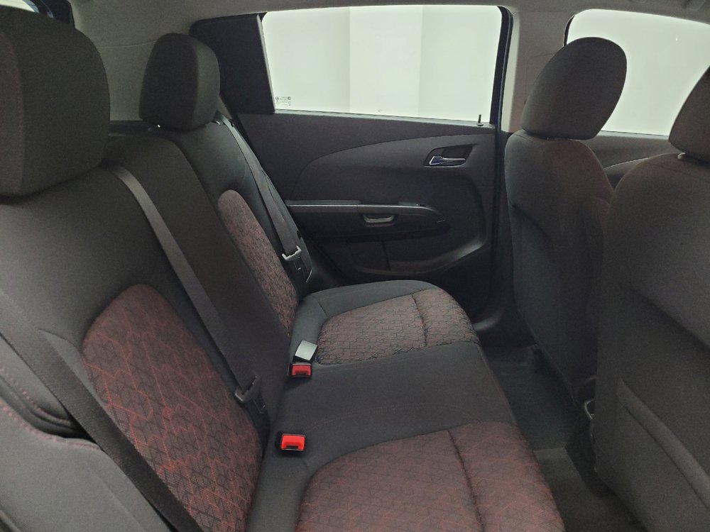 Used 2019 Chevrolet Sonic LT w/ Convenience Package FWD image 19