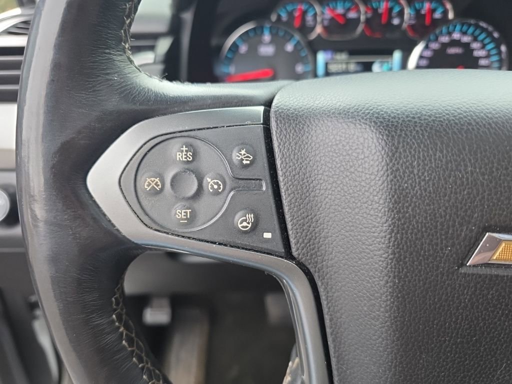 Used 2017 Chevrolet Suburban Premier image 21