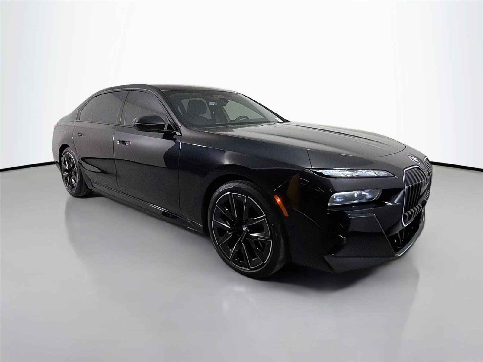 New 2026 BMW 750e xDrive w/ Executive Package AWD/4WD image 3