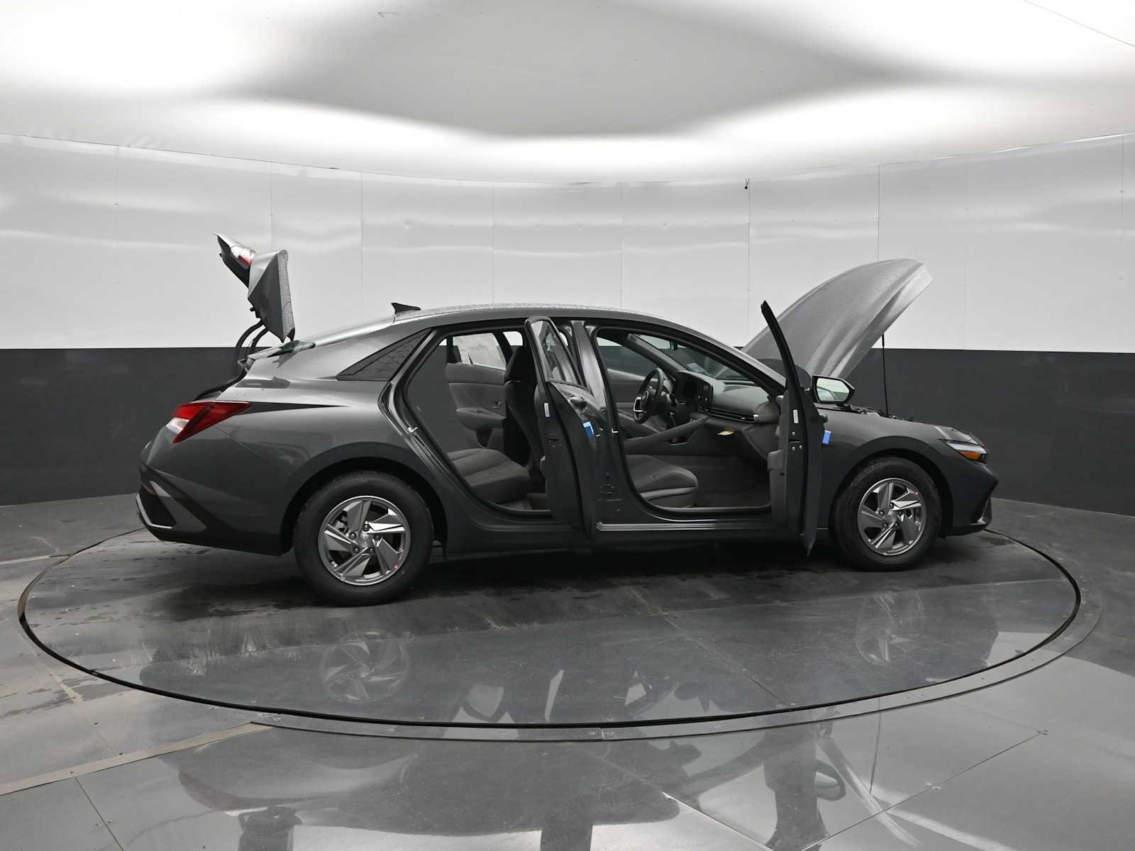 New 2026 Hyundai Elantra SE FWD image 41