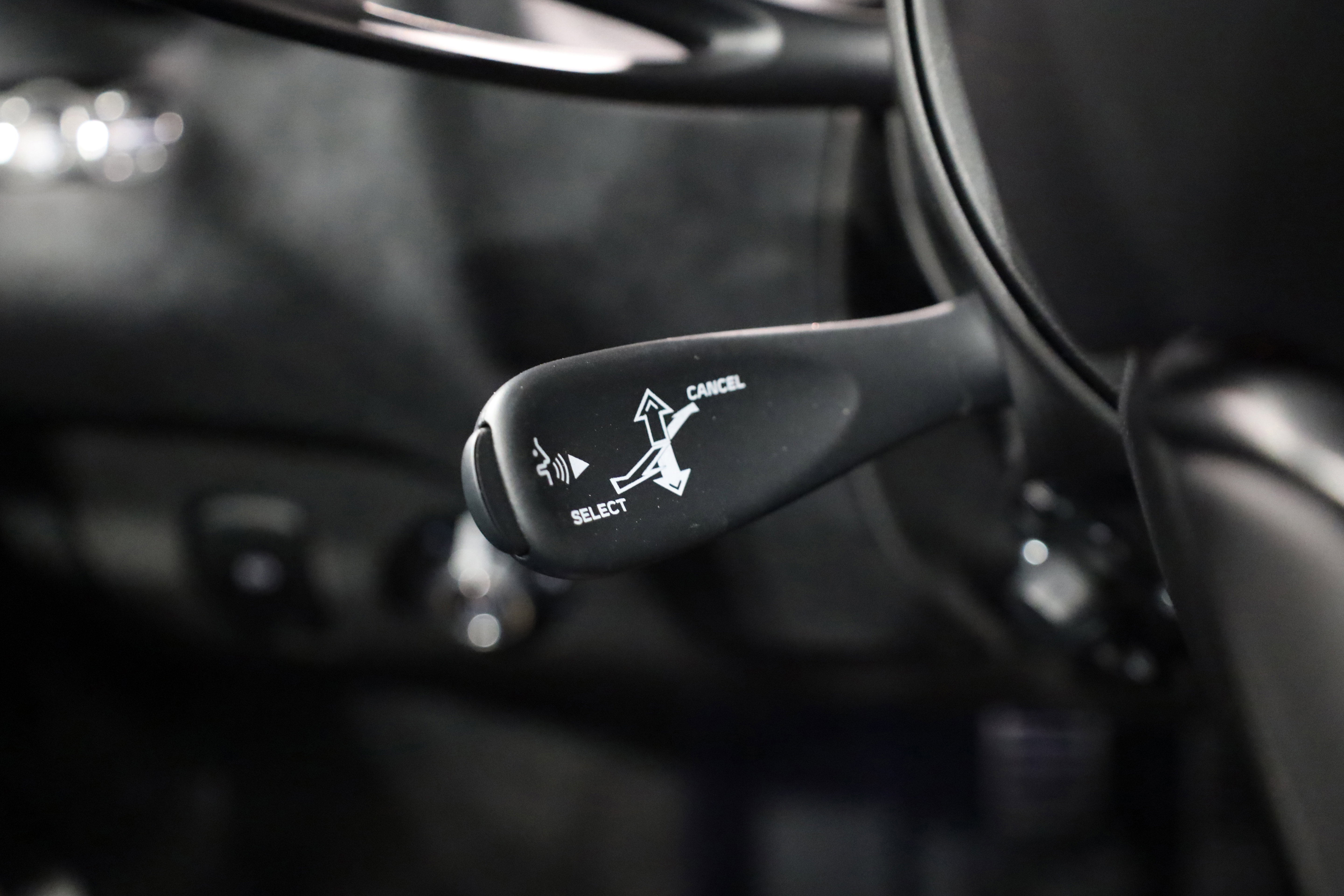 Used 2025 McLaren 750S image 27