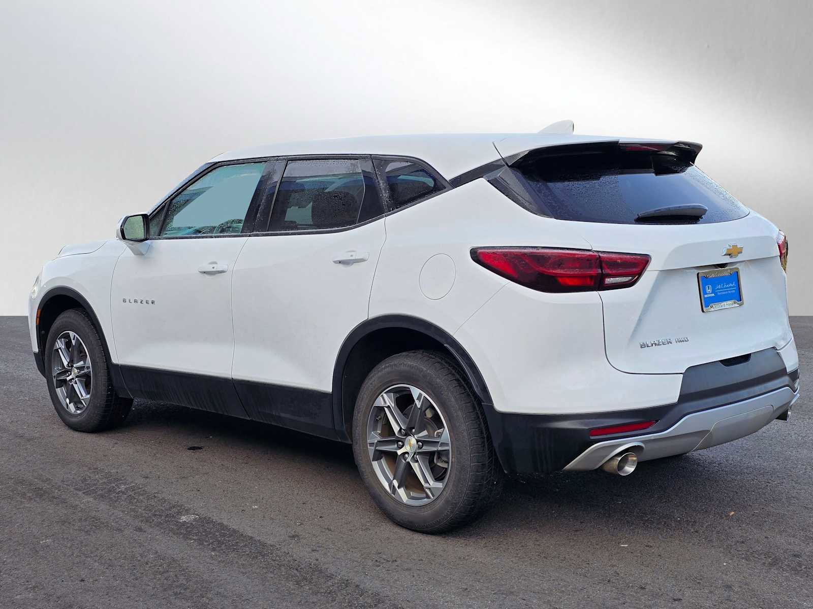 Used 2023 Chevrolet Blazer LT w/ Driver Confidence Package image 5