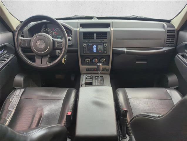 Used 2012 Jeep Liberty Sport image 22