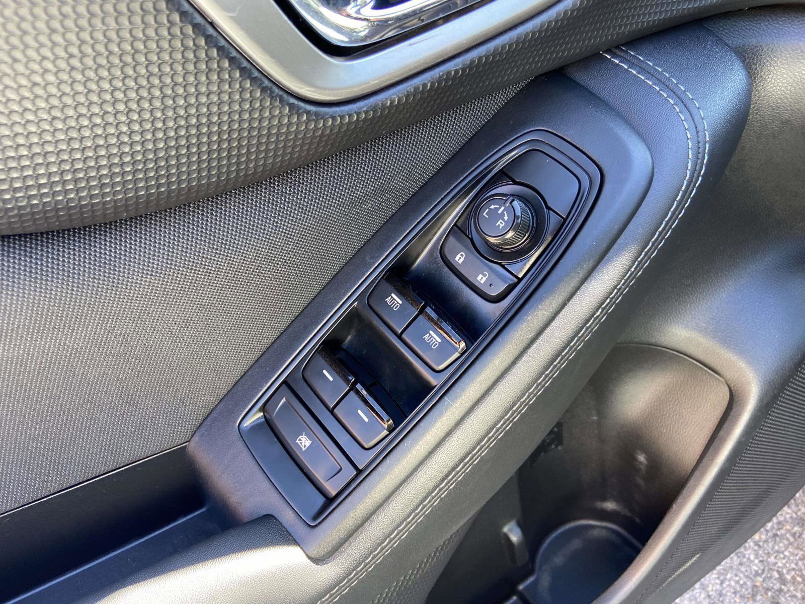 Used 2024 Subaru Forester Premium image 10