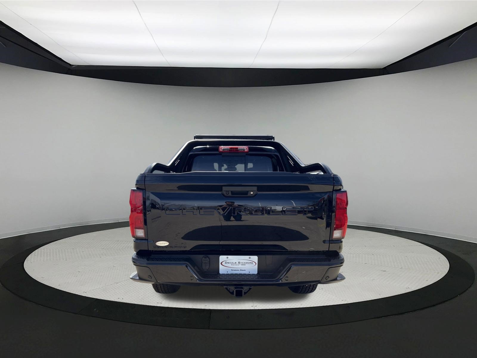 New 2026 Chevrolet Colorado Z71 w/ Midnight Edition AWD/4WD image 4